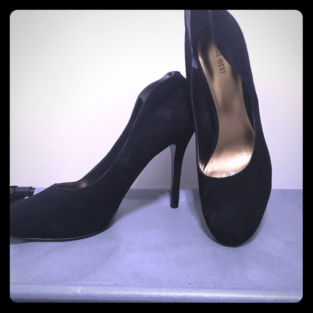 Sexy suede pump